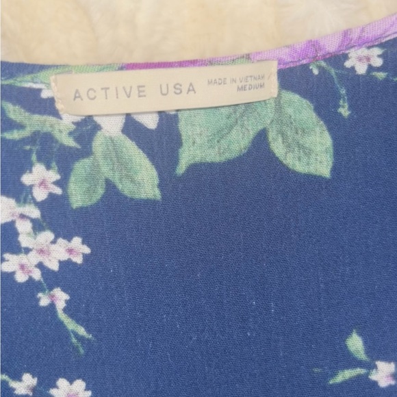 🌸Floral short sleeve blouse - Picture 4 of 4